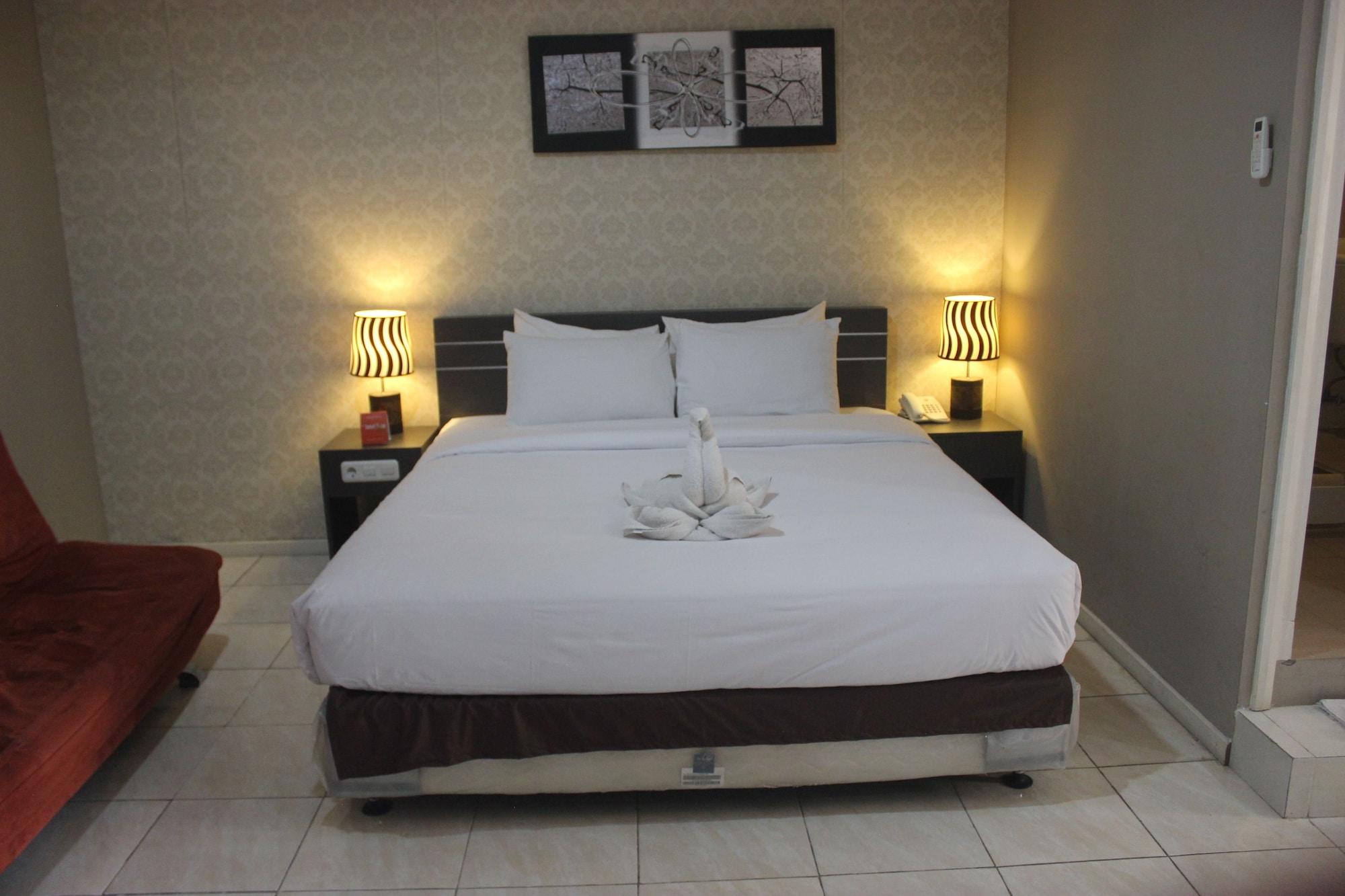 Reddoorz @ Sunset Point Seminyak Hotel Exterior photo